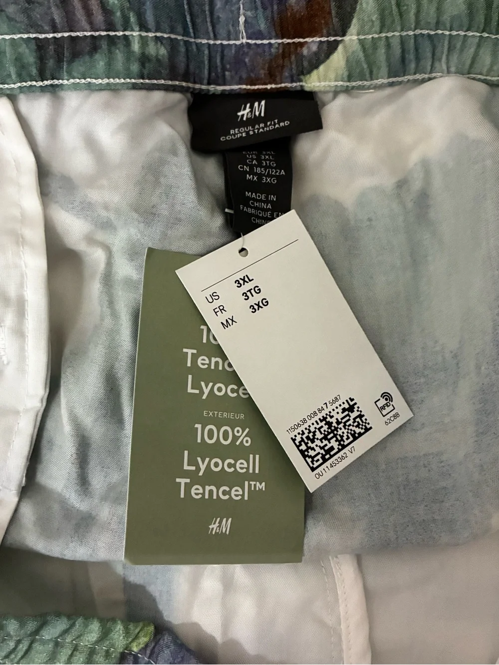 H&M Men’s Watercolor Printed Drawstring Shorts in Light Blue and Green NWT